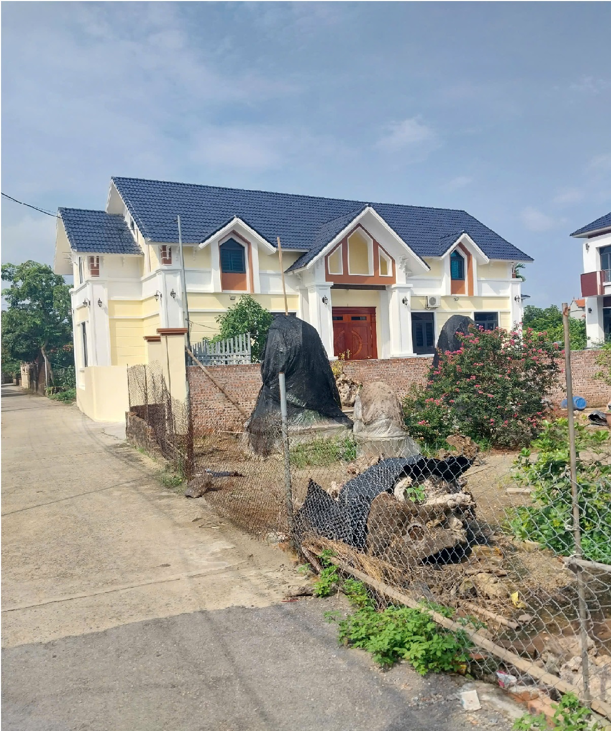 [ Tôi Chính Chủ cần Bán 75 m Đất - Văn Giang - Hưng Yên] Gần ECOPARK - MT 6.5m SĐCC. Nở hậu.